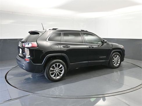 Used 2019 Jeep Cherokee Latitude Plus image 15