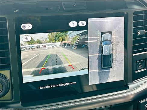 Used 2025 Ford F150 Platinum image 14