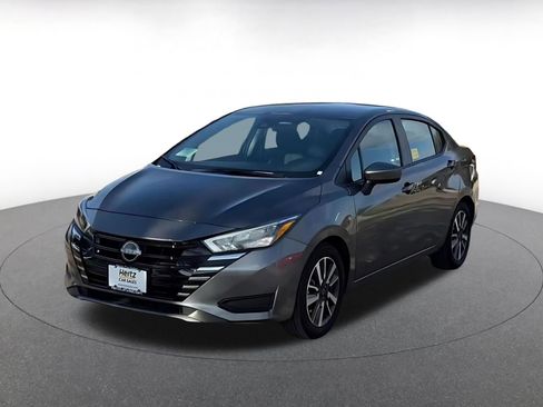 Used 2025 Nissan Versa SV image 7