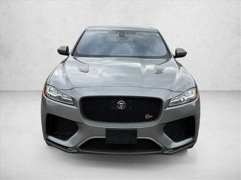 Used 2020 Jaguar F-PACE SVR AWD/4WD image 2