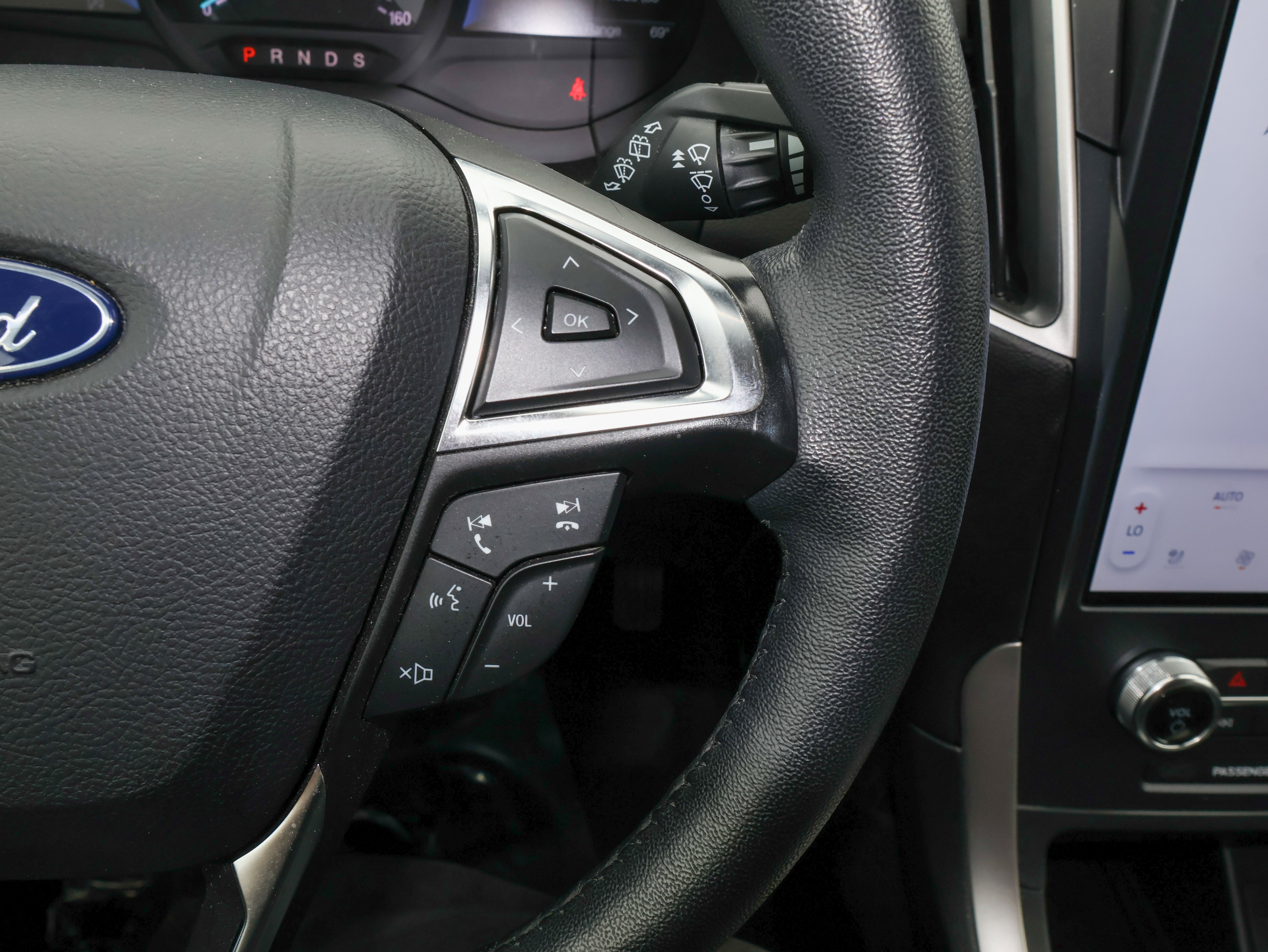 Used 2024 Ford Edge SEL w/ Convenience Package AWD/4WD image 25