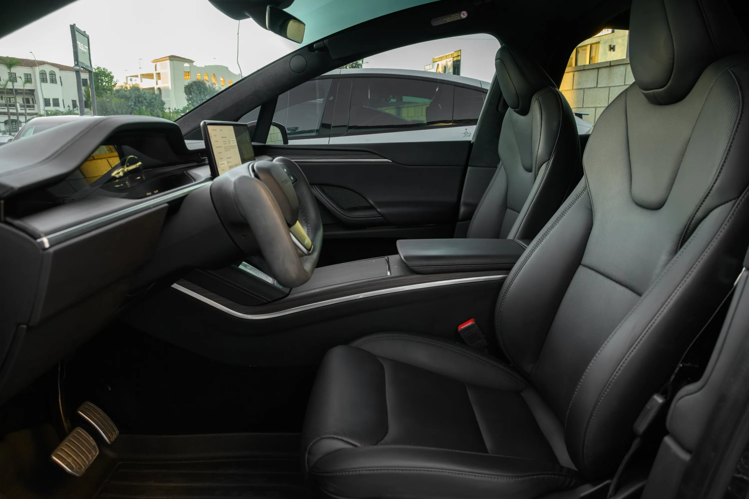 Used 2024 Tesla Model X AWD/4WD image 10