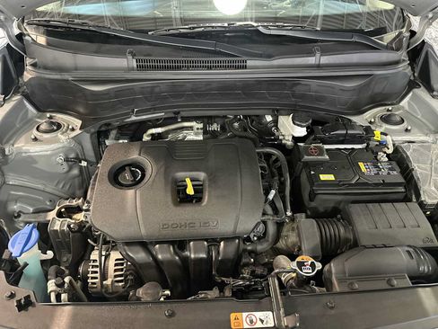 Used 2024 Kia Seltos EX FWD image 15