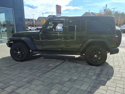 Used 2021 Jeep Wrangler Sport S image 7