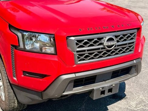 Used 2022 Nissan Frontier SV AWD/4WD image 14