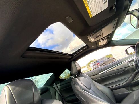 Used 2018 INFINITI Q60 3.0t Luxe w/ Sensory Package 3.0T Luxe image 12