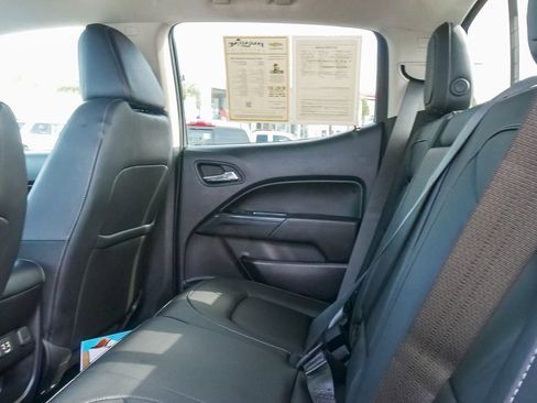 Used 2020 Chevrolet Colorado ZR2 w/ ZR2 Midnight Special Edition image 15