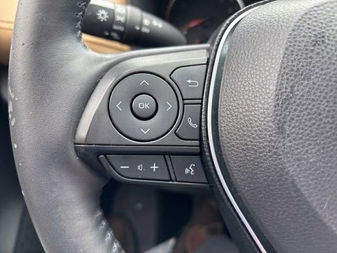 Used 2020 Toyota RAV4 XLE w/ Convenience Package AWD/4WD image 23