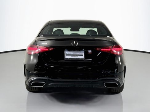 Used 2022 Mercedes-Benz C 300 Sedan image 4