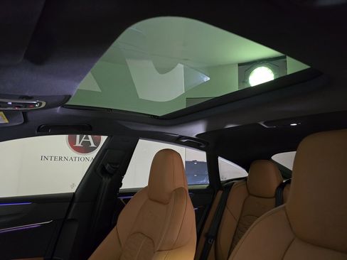 Used 2023 Audi RS 7 Sportback image 14