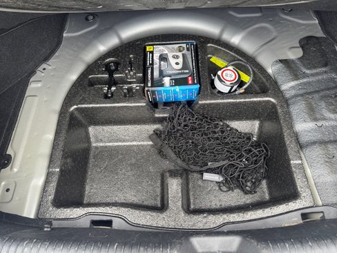 Used 2016 Hyundai Elantra Value Edition image 17