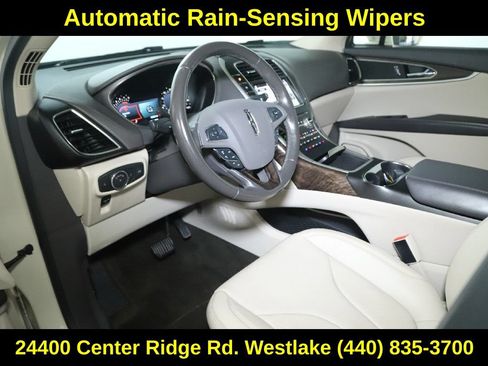 Used 2016 Lincoln MKX Reserve w/ Climate Package AWD/4WD image 18