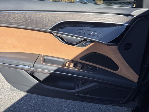 Used 2022 Audi A8 L 3.0T w/ Executive Package image 16