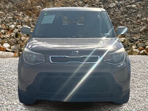 Used 2015 Kia Soul Base image 3