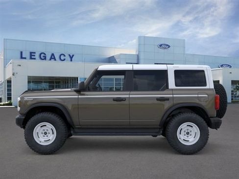 New 2026 Ford Bronco Heritage Edition AWD/4WD image 3