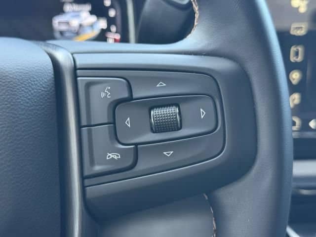 Used 2024 GMC Sierra 2500 AT4 AWD/4WD image 24