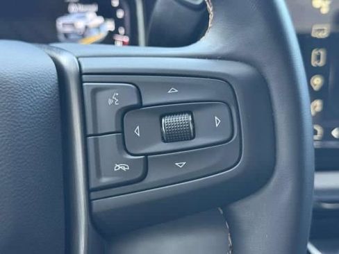 Used 2024 GMC Sierra 2500 AT4 AWD/4WD image 24