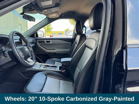 Used 2024 Ford Explorer XLT w/ Equipment Group 202A AWD/4WD image 19