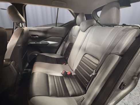 Used 2021 Nissan Kicks SR w/ SR Premium Package image 13