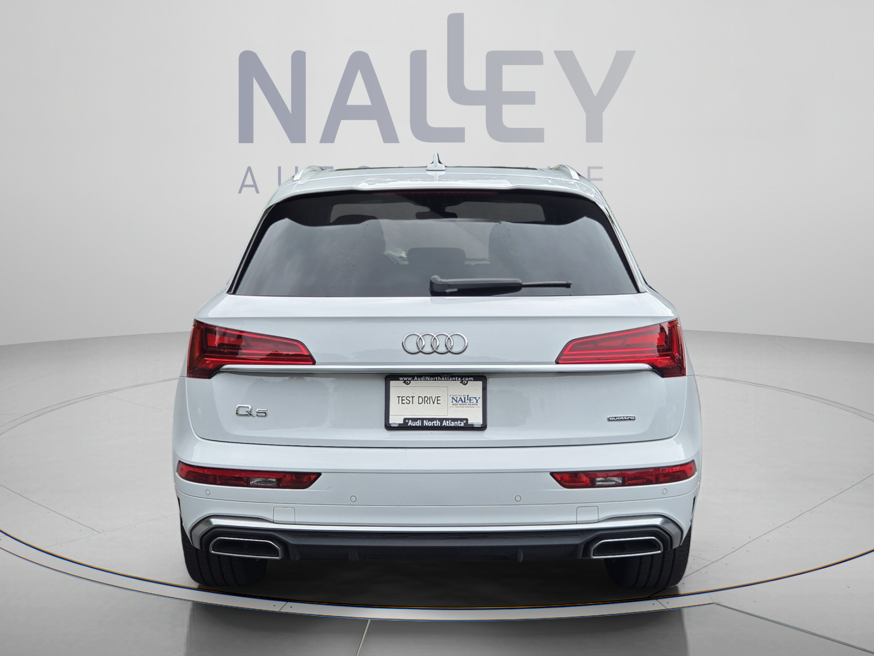 Used 2023 Audi Q5 2.0T Premium Plus w/ Premium Plus Package AWD/4WD image 4