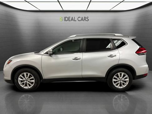 Used 2017 Nissan Rogue SV FWD image 8