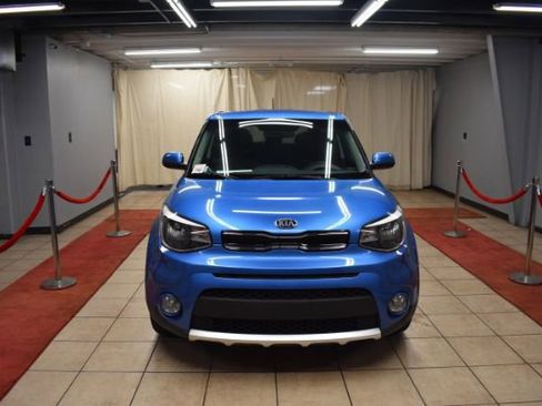 Used 2017 Kia Soul + w/ Designer's Package FWD image 2