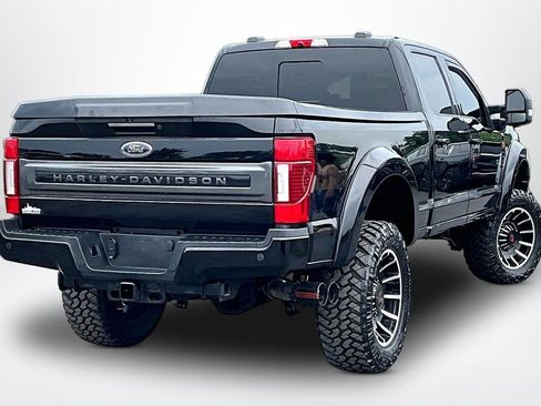 Used 2021 Ford F250 Lariat w/ Lariat Ultimate Package AWD/4WD image 6