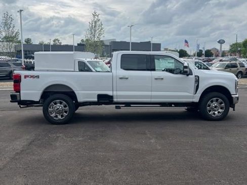 New 2025 Ford F350 Lariat w/ Chrome Package image 4