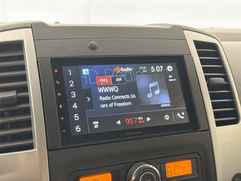 Used 2020 Nissan Frontier SV w/ Midnight Edition Floor Mats RWD image 20