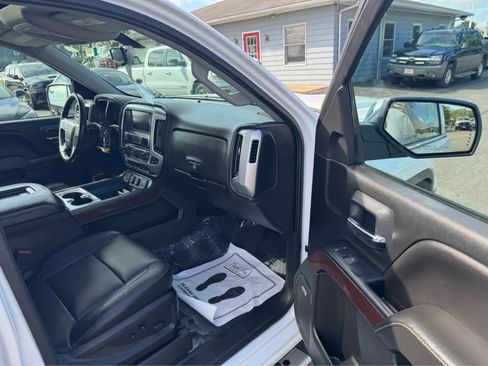 Used 2018 GMC Sierra 1500 SLT w/ SLT Premium Package image 21