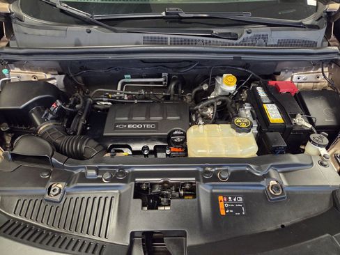 Used 2018 Chevrolet Trax LT w/ Sun & Sound Package image 72