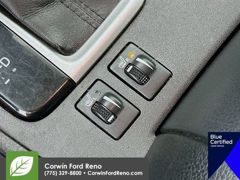 Used 2019 Toyota Highlander XLE AWD/4WD image 23