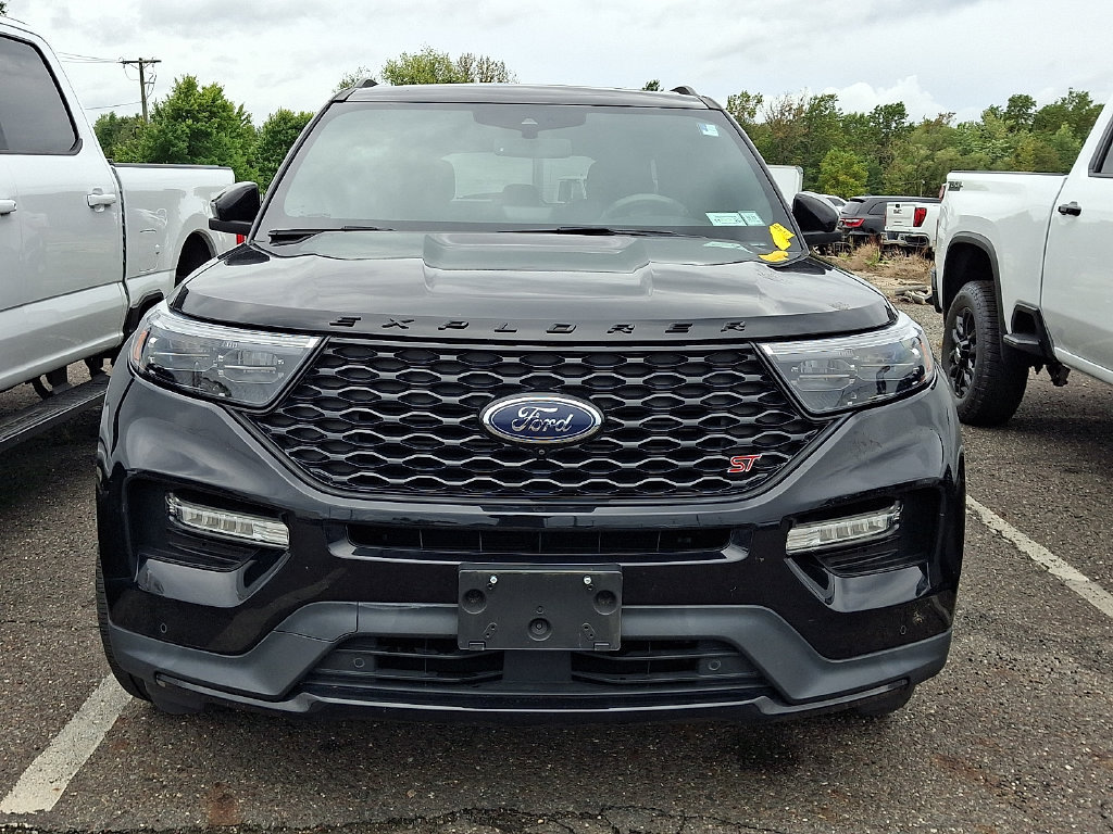 Used 2022 Ford Explorer ST w/ Equipment Group 401A AWD/4WD image 2