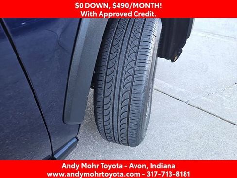 Used 2022 Toyota RAV4 XLE AWD/4WD image 36