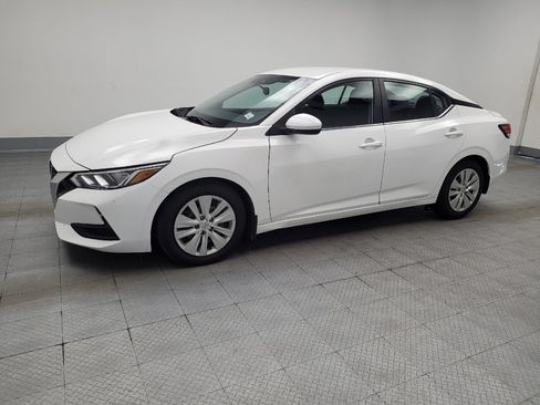 Used 2020 Nissan Sentra S FWD image 2