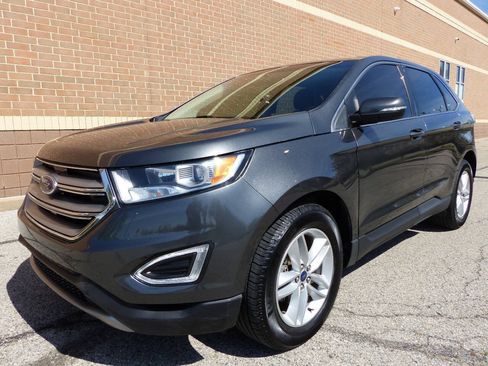 Used 2018 Ford Edge SEL w/ Equipment Group 201A FWD image 6