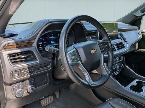 Used 2024 Chevrolet Tahoe Premier AWD/4WD image 10