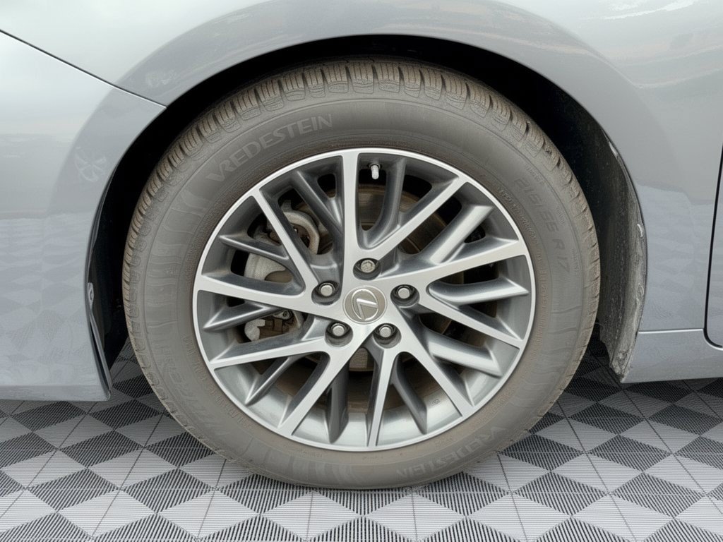 Used 2016 Lexus ES 350 w/ Luxury Package w/Wood Trim FWD image 13