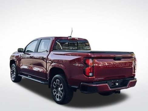 Used 2024 Chevrolet Colorado LT w/ LT Convenience Package III image 9