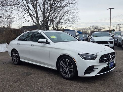 Used 2022 Mercedes-Benz E 350 4MATIC Sedan image 8