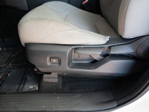 Used 2024 Toyota Tacoma SR5 image 12