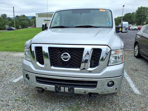 Used 2019 Nissan NV 3500 SL RWD image 5