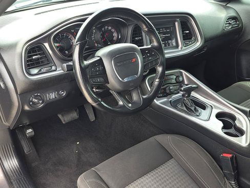 Used 2020 Dodge Challenger SXT w/ Blacktop Package RWD image 8