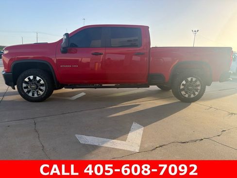 Used 2022 Chevrolet Silverado 2500 Custom w/ Custom Convenience Package AWD/4WD image 12