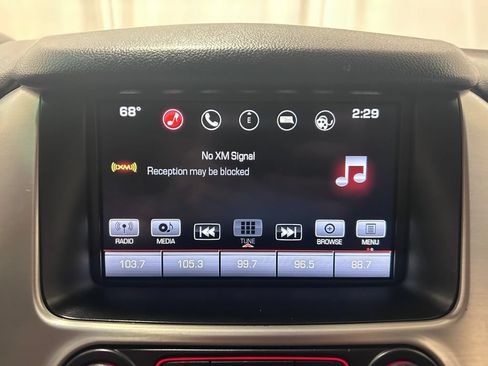 Used 2016 GMC Yukon XL SLT w/ Open Road Package AWD/4WD image 14