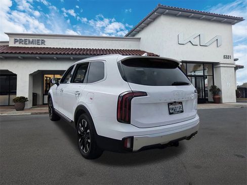 Certified 2024 Kia Telluride SX Prestige w/ Towing Package image 6
