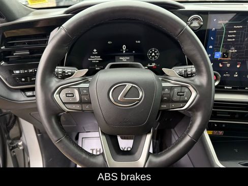 Used 2025 Lexus TX 350 AWD w/ Technology Package image 9