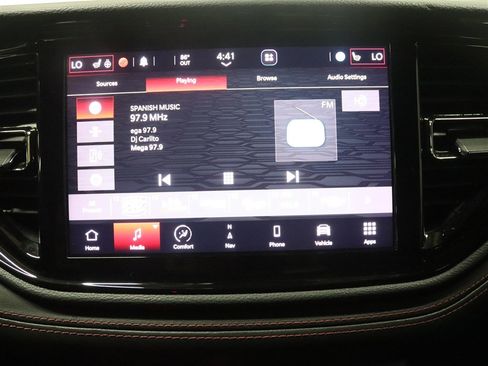 Used 2021 Dodge Durango R/T w/ Technology Group AWD/4WD image 40