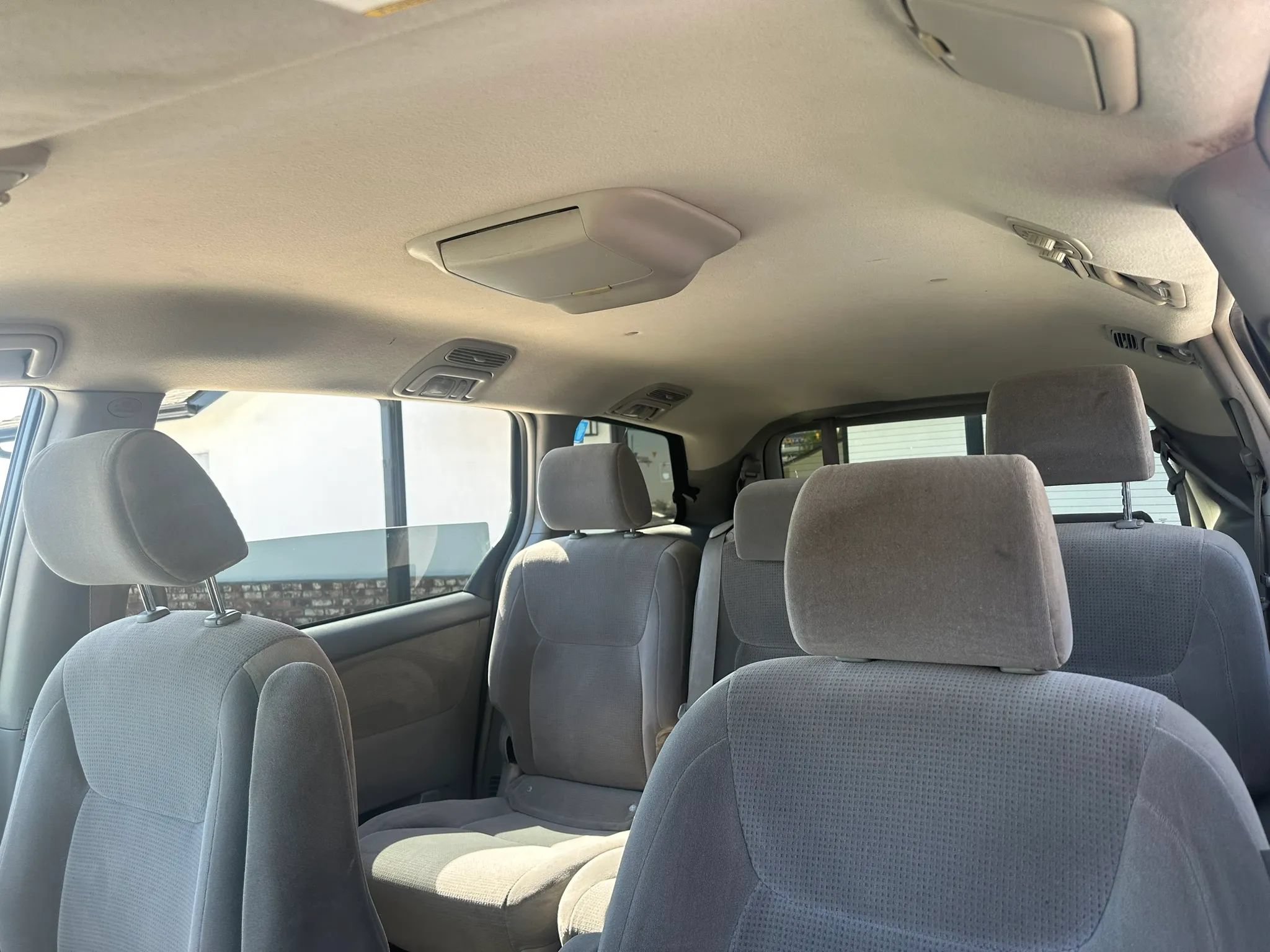 Used 2005 Toyota Sienna LE w/ LE Pkg 3 FWD image 39