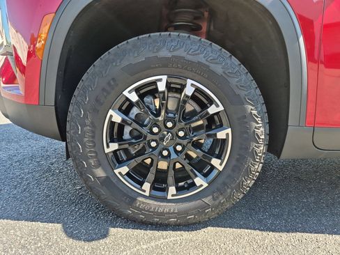 Certified 2024 Chevrolet Traverse Z71 AWD/4WD image 33